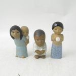 542 7460 FIGURINES